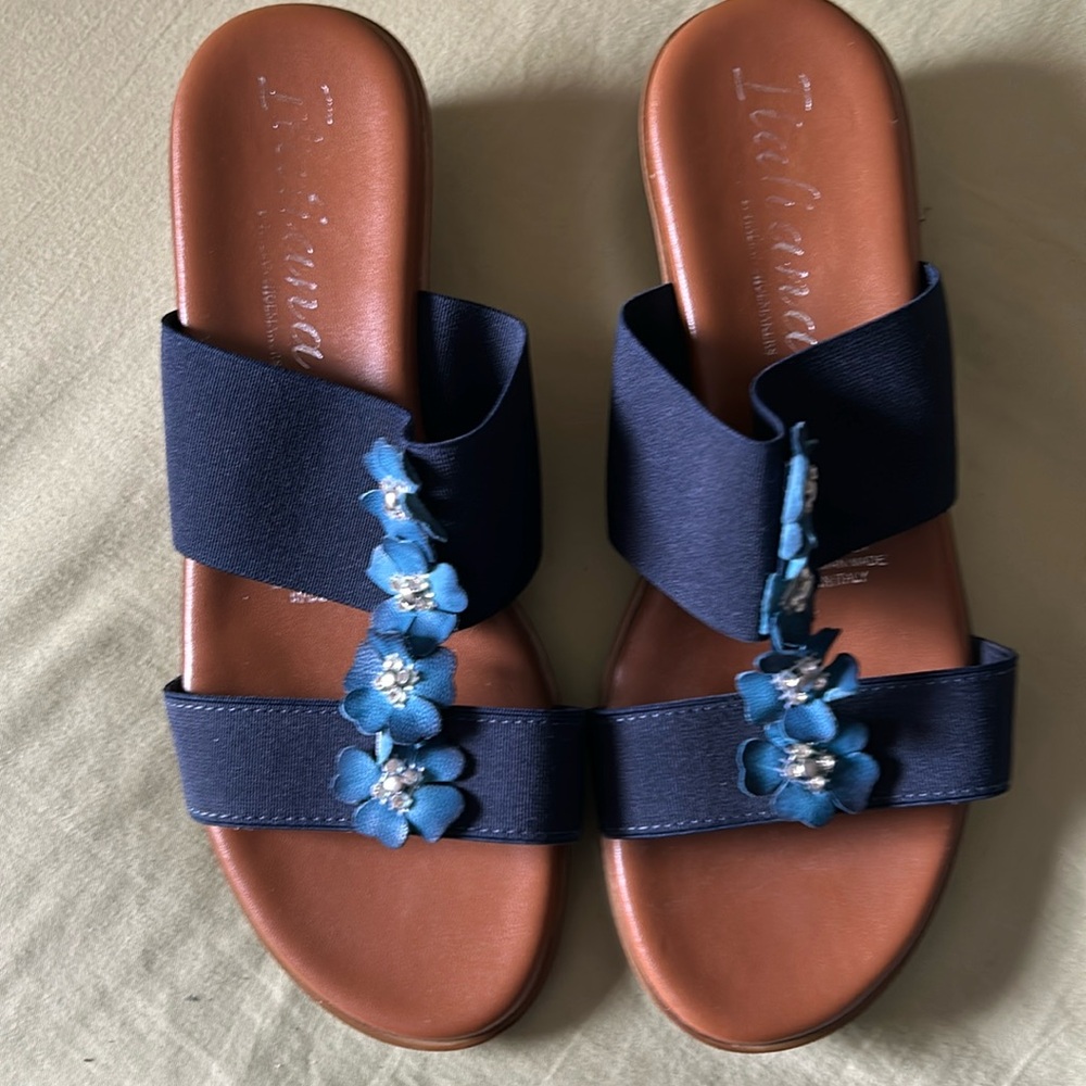 ITALIANA sandals ✂️